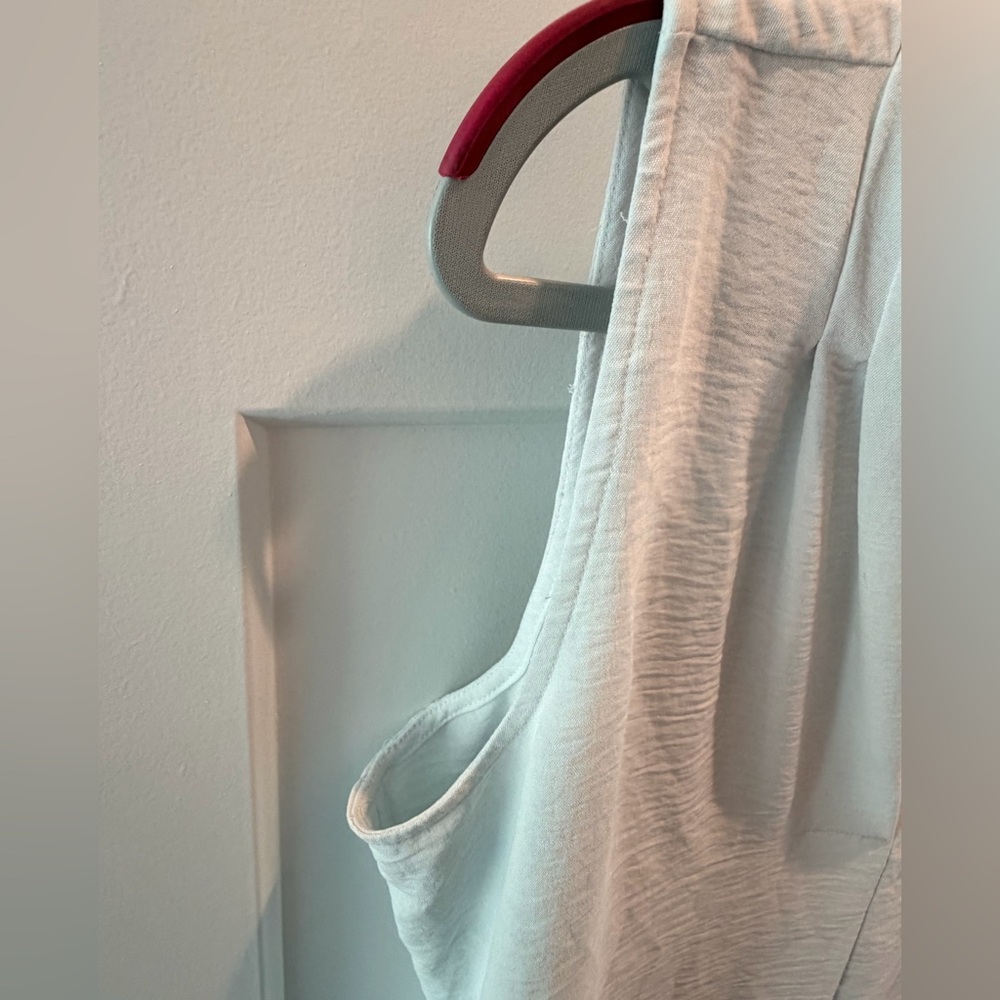 Calvin Klein White Deep V-Neck Sleeveless Draped Blouse Top 100% Polyester Large - Picture 2 of 9